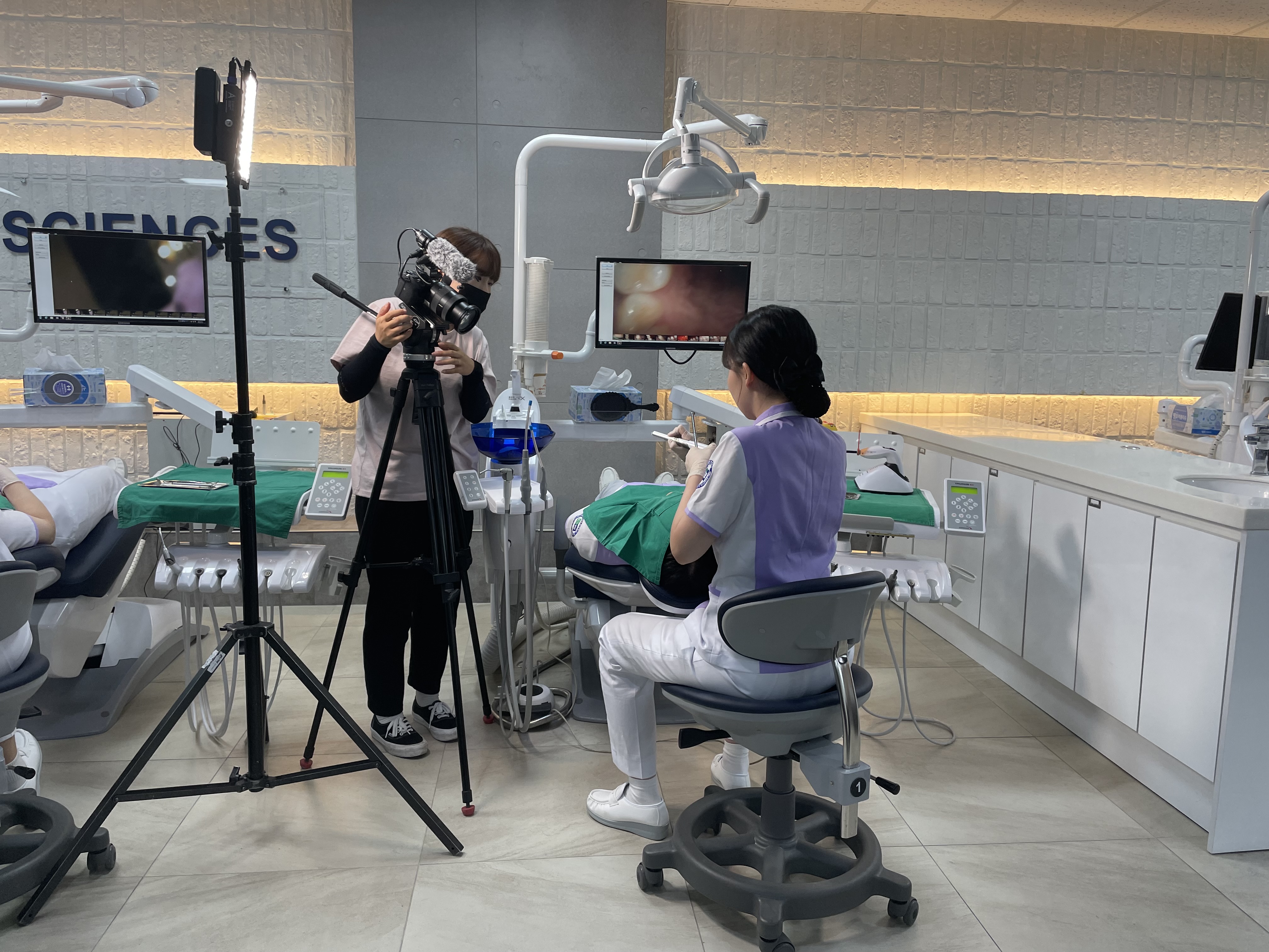 치위생과 KNN 지역대학을 가다 홍보영상 촬영의 4